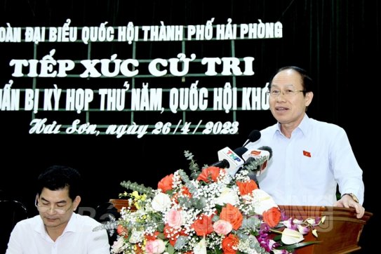Cử tri quận Đồ Sơn đóng góp nhiều ý kiến vào các dự án Luật sẽ được Quốc hội xem xét, cho ý kiến tại kỳ họp thứ 5