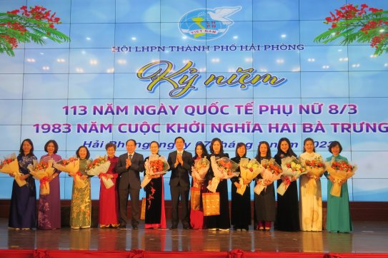 Hội Liên hiệp Phụ nữ thành phố Kỷ niệm 113 năm Ngày quốc tế phụ nữ 8/3; 1983 năm Khởi nghĩa Hai Bà Trưng