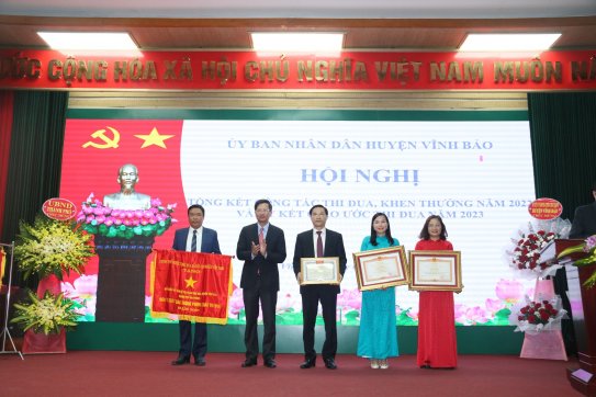 Huyện Vĩnh Bảo xác định thi đua là động lực tích cực để hoàn thành nhiệm vụ chính trị