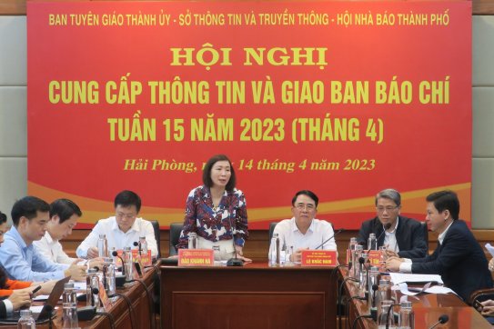 Hội nghị giao ban báo chí tuần thứ 15
