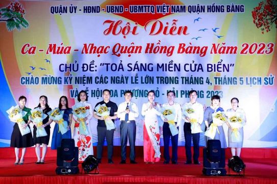 Quận Hồng Bàng: Hội diễn Ca - Múa - Nhạc chào mừng Kỷ niệm các ngày lễ lớn và hưởng ứng Lễ hội Hoa Phượng Đỏ - Hải Phòng năm 2023
