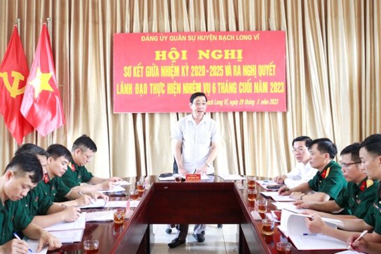 Huyện đảo Bạch Long Vĩ: Duy trì nghiêm trực sẵn sàng chiến đấu, đáp ứng nhiệm vụ bảo vệ chủ quyền biển, đảo