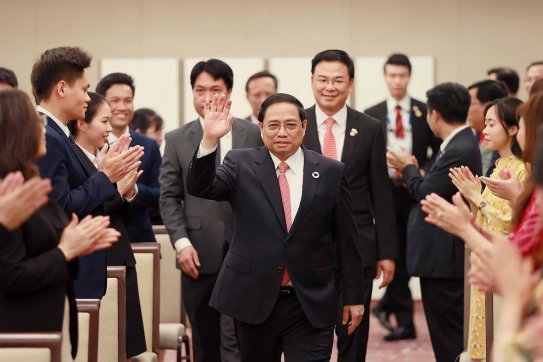 Thủ tướng Phạm Minh Chính gặp cộng đồng người Việt Nam tại Nhật Bản