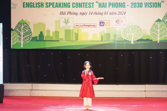 Chung kết Hội thi “Thuyết trình tiếng Anh năm học 2023 - 2024 với chủ đề Hải Phòng - tầm nhìn 2030”