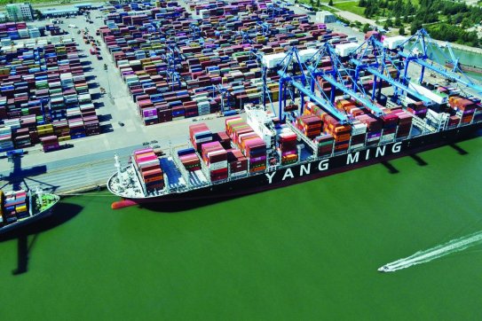 Hải Phòng hướng tới “xanh hoá” cảng biển
