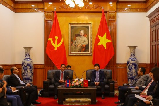 Đoàn công tác của Bộ Ngoại giao nước CHDCND Lào đến học hỏi kinh nghiệm về công tác vận động người Việt Nam ở nước ngoài của Hải Phòng