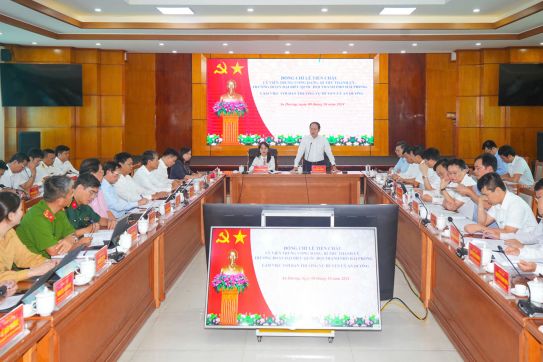 Bí thư Thành ủy làm việc với Ban Thường vụ Huyện ủy An Dương về kết quả thực hiện các chỉ tiêu tại Nghị quyết Đại hội Đảng bộ huyện lần thứ XVIII