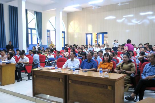 Tập huấn nâng cao trình độ, chuyên môn, nghiệp vụ cho đội ngũ cán bộ, công chức, viên chức ngành Văn hóa và Thể thao
