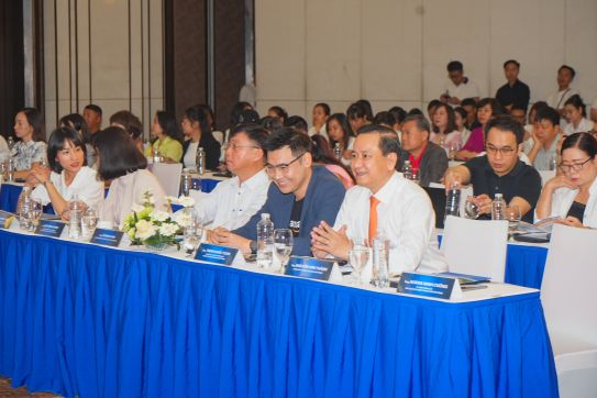 Gần 120 doanh nghiệp tham gia Hội nghị “Diễn đàn CEO - Cất cánh toàn cầu cùng Amazon”