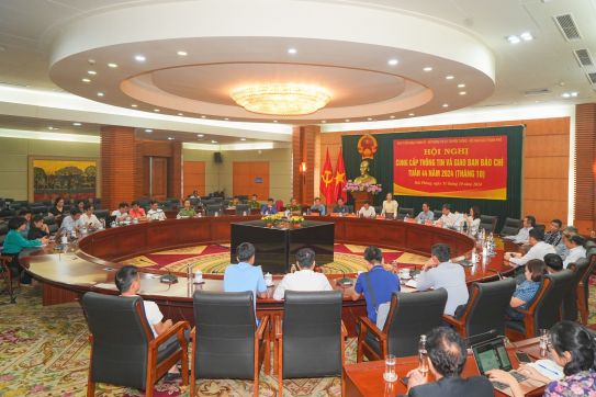 Hội nghị cung cấp thông tin và giao ban báo chí tuần 44 năm 2024