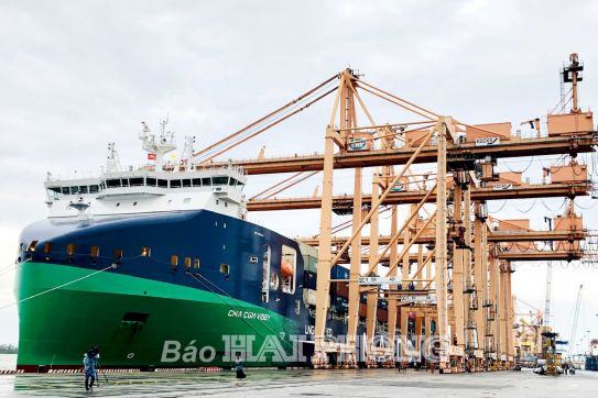 Sản lượng hàng hóa thông qua khu vực cảng biển Hải Phòng 10 tháng đạt 87,5 triệu tấn