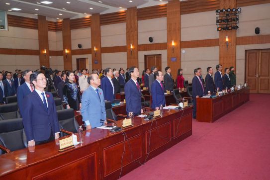 Khai mạc kỳ họp thứ 21 (kỳ họp thường lệ cuối năm 2024), HĐND thành phố khóa 16: Xem xét, quyết định nhiều nội dung quan trọng về phát triển KTXH, giữ vững QPAN thành phố