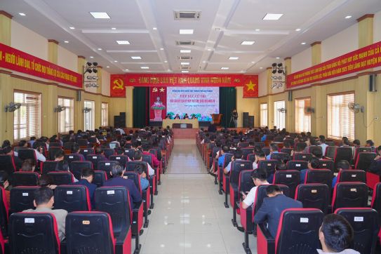 Cử tri huyện Tiên Lãng đề nghị Trung ương xem xét tiếp tục có cơ chế chính sách đối với đội ngũ cán bộ, công chức, viên chức dôi dư sau sáp nhập