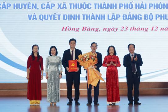 Quận Hồng Bàng triển khai Nghị quyết về việc sáp nhập 3 xã Đại Bản, An Hồng, An Hưng (huyện An Dương) về quận và sắp xếp các phường