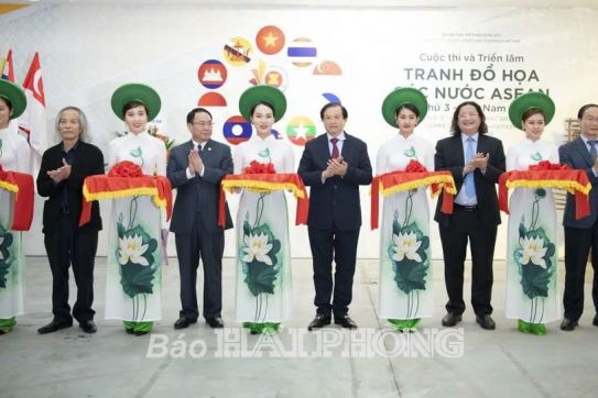 Tổ chức Lễ khai mạc và trao giải cuộc thi Tranh Đồ họa các nước ASEAN 2024 tại Hải Phòng