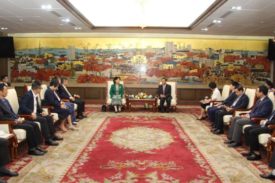 Chủ tịch UBND thành phố tiếp và làm việc với Đoàn học giả, chuyên gia và doanh nghiệp Trung Quốc