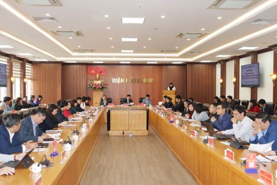 Quận Hồng Bàng xác định chủ đề năm 2025: “Tăng cường kỷ cương thu chi ngân sách - Đẩy mạnh Chuyển đổi số - Chỉnh trang, phát triển đô thị văn minh, hiện đại”