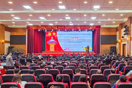 Thành ủy, HĐND, UBND thành phố tiếp xúc, gặp mặt doanh nghiệp và khách quốc tế tiêu biểu Xuân Ất Tỵ 2025