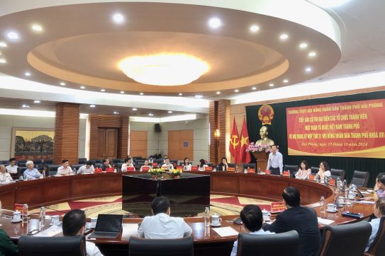 Thường trực HĐND thành phố tiếp xúc cử tri đại diện cho các tổ chức thành viên của Ủy ban MTTQ Việt Nam thành phố