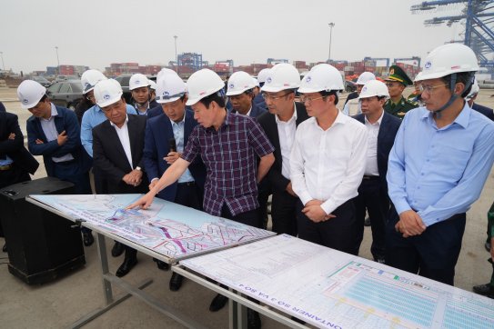 Bí thư Thành ủy kiểm tra tiến độ Dự án tại khu vực Cảng cửa ngõ quốc tế Hải Phòng và Dự án đầu tư xây dựng Khu công nghiệp và khu phi thuế quan Xuân Cầu