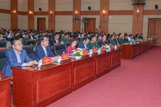 Xây dựng Khối Đại đoàn kết toàn dân, phát huy sức mạnh tổng hợp của toàn hệ thống chính trị trong quản lý bảo vệ chủ quyền lãnh thổ, an ninh biên giới biển, đảo