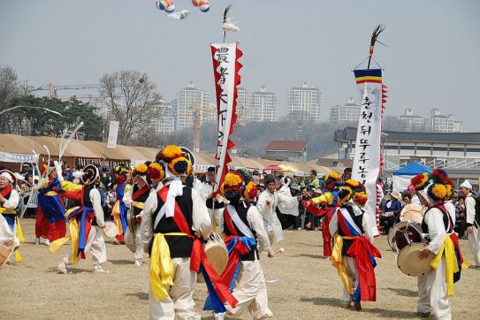 Hiệp hội Bảo tồn nghệ thuật Chuncheon Duturu Nongak, Hàn Quốc biểu diễn nghệ thuật tại thành phố Hải Phòng trong 02 ngày 25 và 26/5/2024