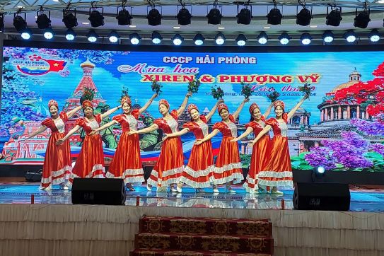 Mái nhà chung của những người yêu mến nước Nga