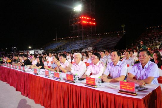Tổng duyệt chương trình Đêm hội “Hải Phòng - Bừng sáng miền di sản” khai mạc Lễ hội Hoa Phượng Đỏ - Hải Phòng 2024