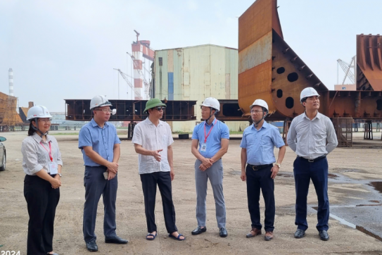 Doanh nghiệp đóng tàu Quảng Ninh, Hải Phòng nỗ lực khắc phục hậu quả sau bão
