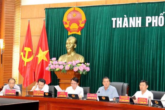 Tổ Kinh tế - xã hội, quốc phòng - an ninh, đối ngoại (Tiểu ban Văn kiện Đại hội Đảng bộ thành phố lần thứ 17) Thống nhất nội dung, kế hoạch và chương trình khảo sát
