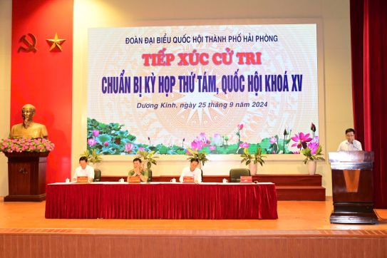 Đoàn Đại biểu Quốc hội thành phố Hải Phòng tiếp xúc cử tri quận Dương Kinh chuẩn bị Kỳ họp thứ 8, Quốc hội khóa XV