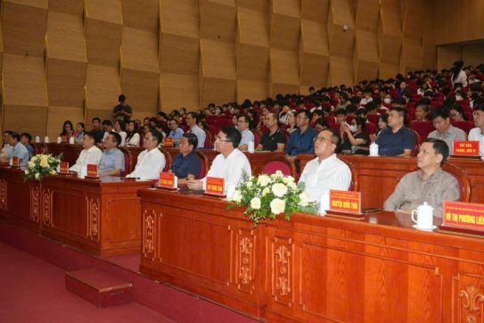 Quận Ngô Quyền Hàng nghìn người tham gia phiên giao dịch việc làm và tư vấn nghề nghiệp