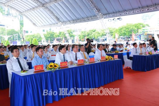 Khởi công Dự án Khu du lịch, dịch vụ thương mại Vịnh trung tâm Cát Bà