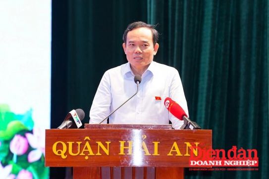 Tập trung phát triển logistics hiện đại