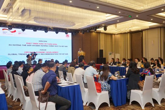 Diễn đàn “Phát triển kinh tế tuần hoàn: Xu hướng thế giới và định hướng chính sách tại Việt Nam”