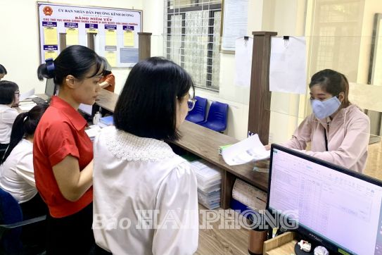 Tạo động lực để công chức, viên chức cống hiến