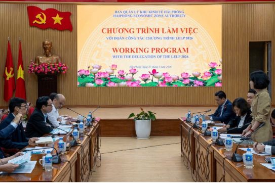 Hai Phong: A Strategic Destination for the High-Level Lao Delegation to Share Development and Integration Experiences